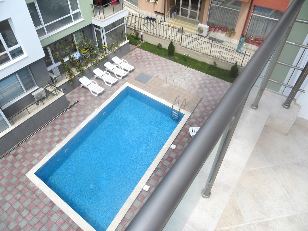 נסבר Apartments In Azalia 2 Complex חדר תמונה